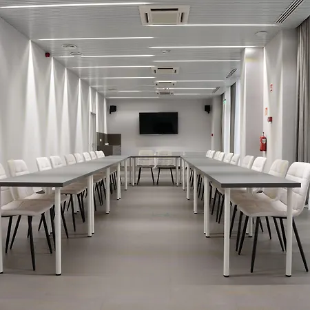 Premier 4* מישקולץ