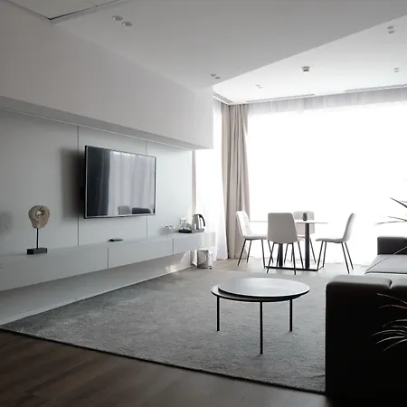 Premier 4* מישקולץ