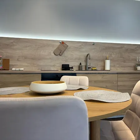 Premier Hotel 4*